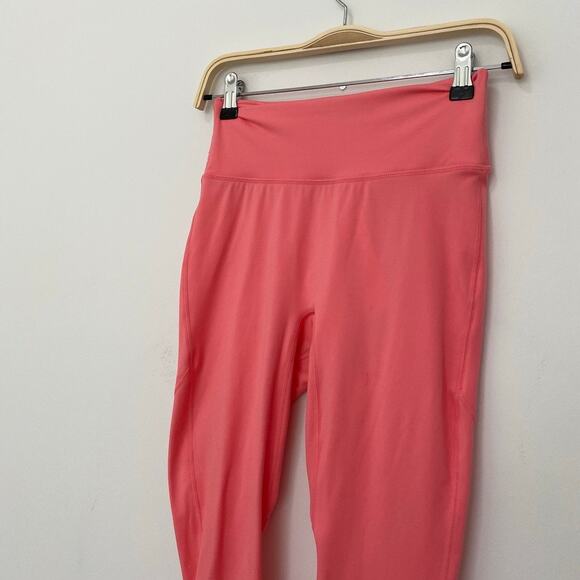 NEW Fabletics Pink Anywhere Leggings Size Small - Picture 2 of 5